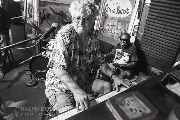 Barry Cuda at the Parrot