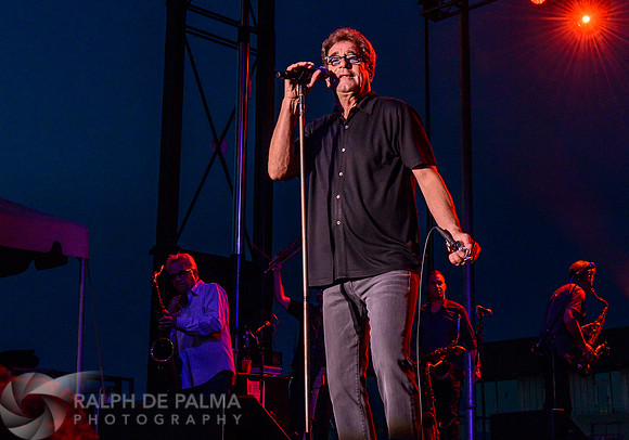 Huey Lewis