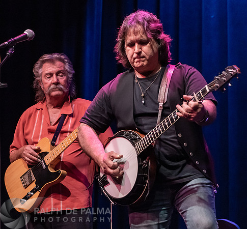 Guitars & Banjos