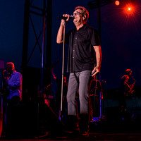 Huey Lewis