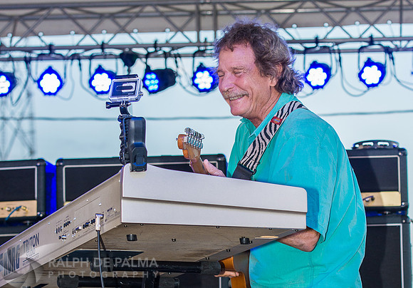 Howard Livingston